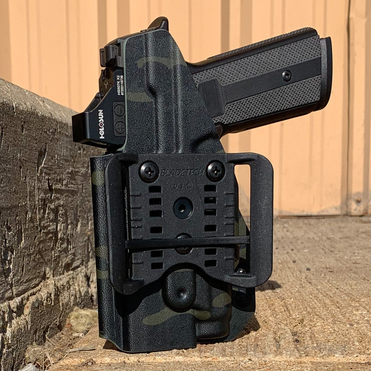 For the best concealed OWB Outside Waistband Kydex Holster designed to fit the Sig Sauer P365-XMACRO, P365, and P365XL with the Mischief Machine Alpha, Omega, & Commander Grip Module and the Streamlight 1913 TLR-7 Sub, shop Four Brothers Holsters. Full sweat guard, Open muzzle, cut for red dot sights. MACRO TLR7 Sub