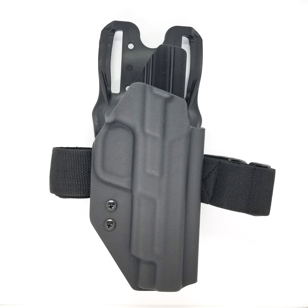 Outside Waistband Competition style holster designed to fit the Smith & Wesson M&P 1.0 and 2.0 pistols
