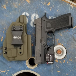 Inside Waistband IWB Holster designed to fit the Sig Sauer P320 Compact, Carry and M18 pistols with the Streamlight TLR-7 or TLR-7A light and GoGuns USA Gas Pedal mounted to the pistol. The holster retention is on the light itself and not the pistol,  the holster will not work without the light mounted on the firearm.
