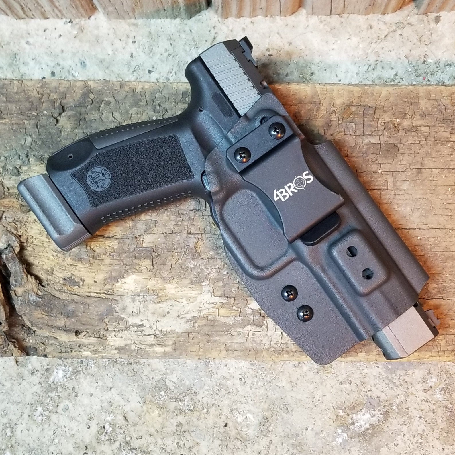 Inside Waistband Taco Style Holster for the Canik TP9 series of pistols. Holster test fit and retention is set using the TP9SFX. The holster mold is designed to allow all TP9 pistols to fit with correct retention and clearance for controls Adjustable retention High sweat guard standard, medium and low height available