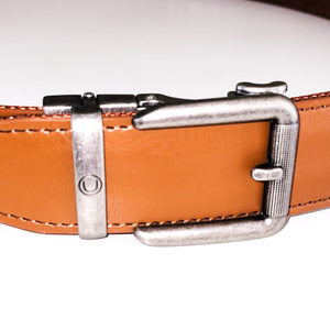For the best brown EDC everyday carry Dress belt, shop Four Brothers Holsters. The Rogue belt has a classic rugged look that goes well with everyday wear like jeans or chinos. The knurled area of the buckle is a nice touch. These ratchet belts look like regular belts without the regular belt inconvenience.