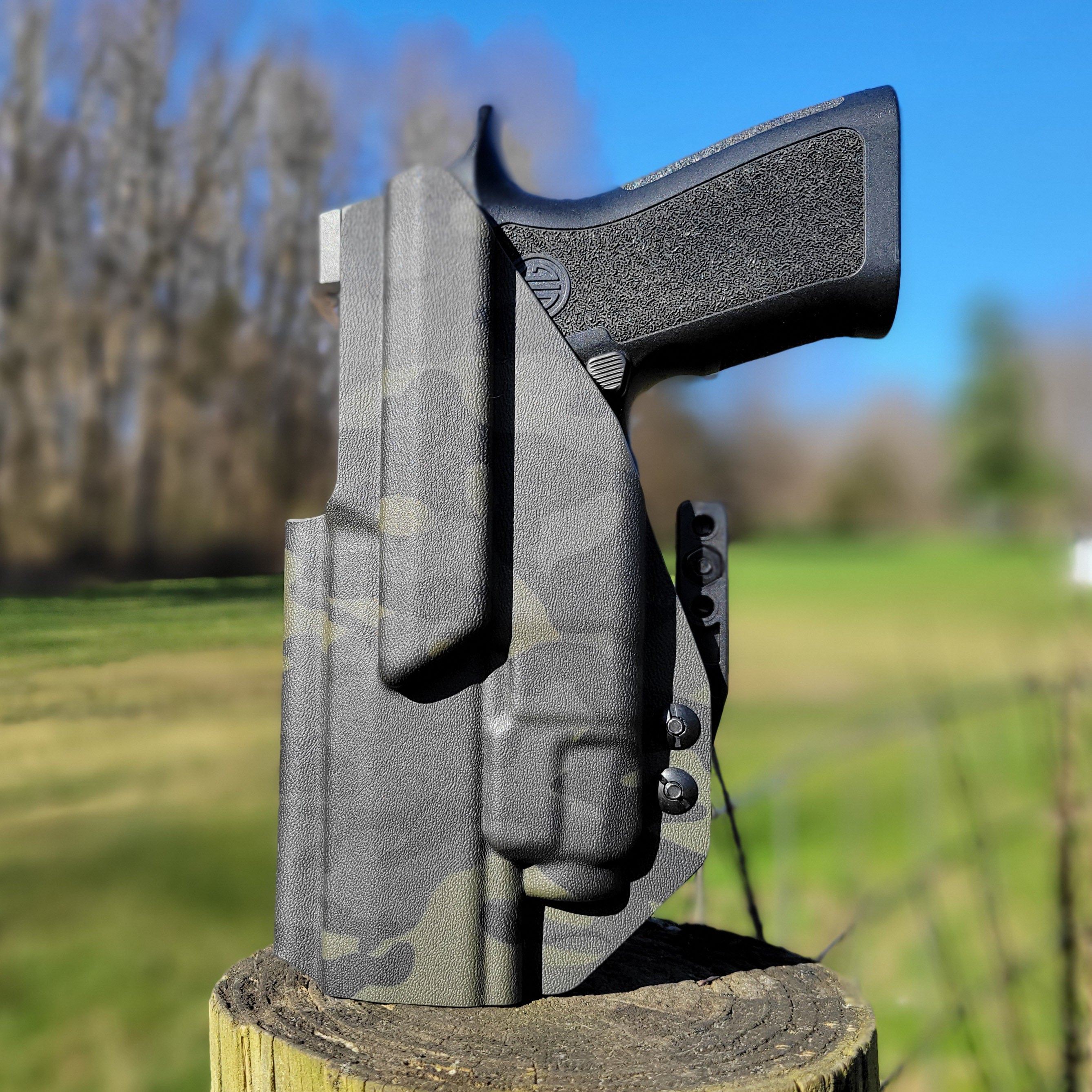 Inside Waistband Holster designed to fit the Sig Sauer P320 Full Size, X5 and M17 pistols with the Streamlight TLR-7 or TLR-7A light and GoGuns USA Gas Pedal mounted to the pistol. 