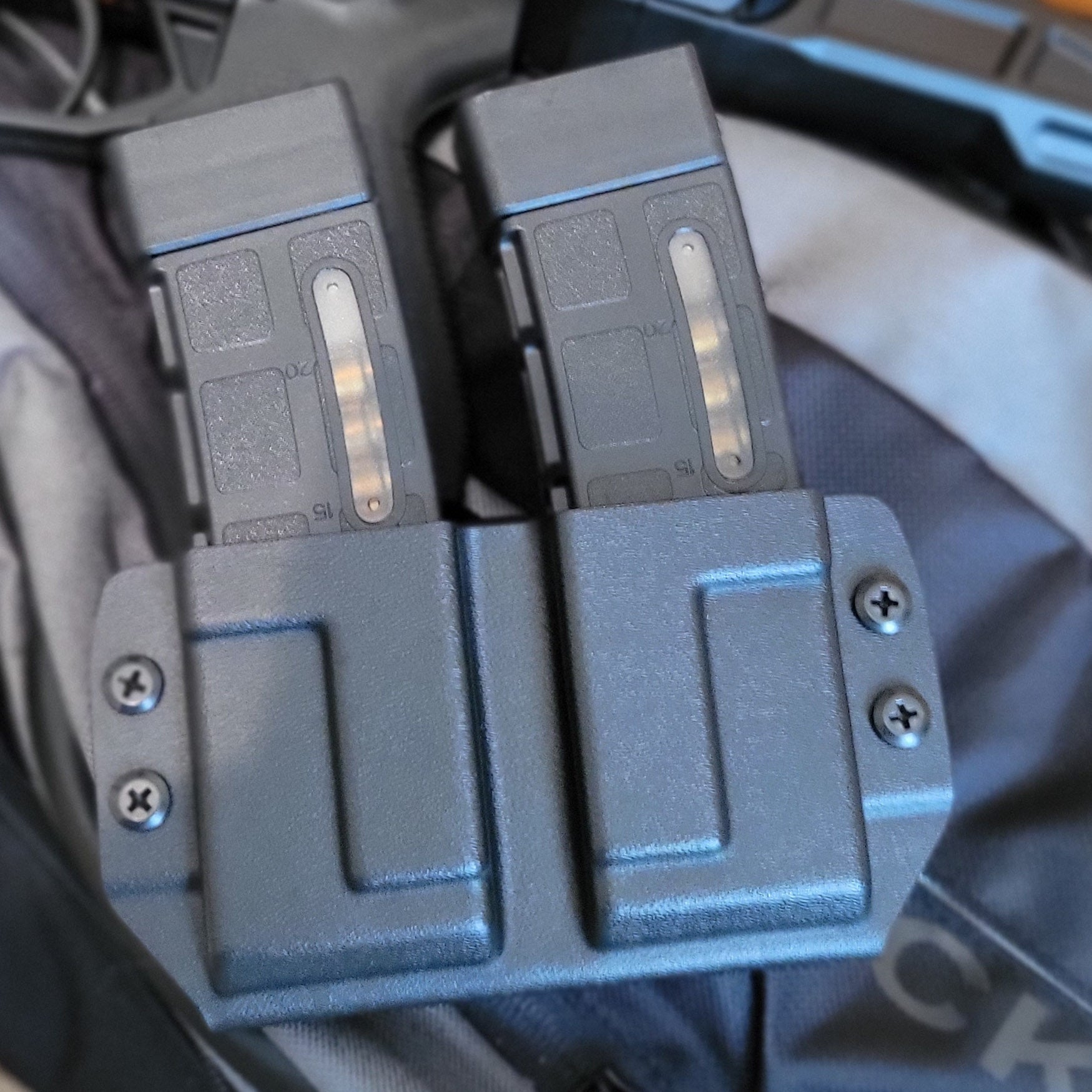 Our Outside Waistband CZ Scorpion Dual Magazine Holster is vacuum formed with a precision machined mold designed from CAD models of the actual firearm magazines. Each holster is formed, trimmed, and folded in-house. The magazine pouch retention is adjustable with an1/8" Allen wrench.