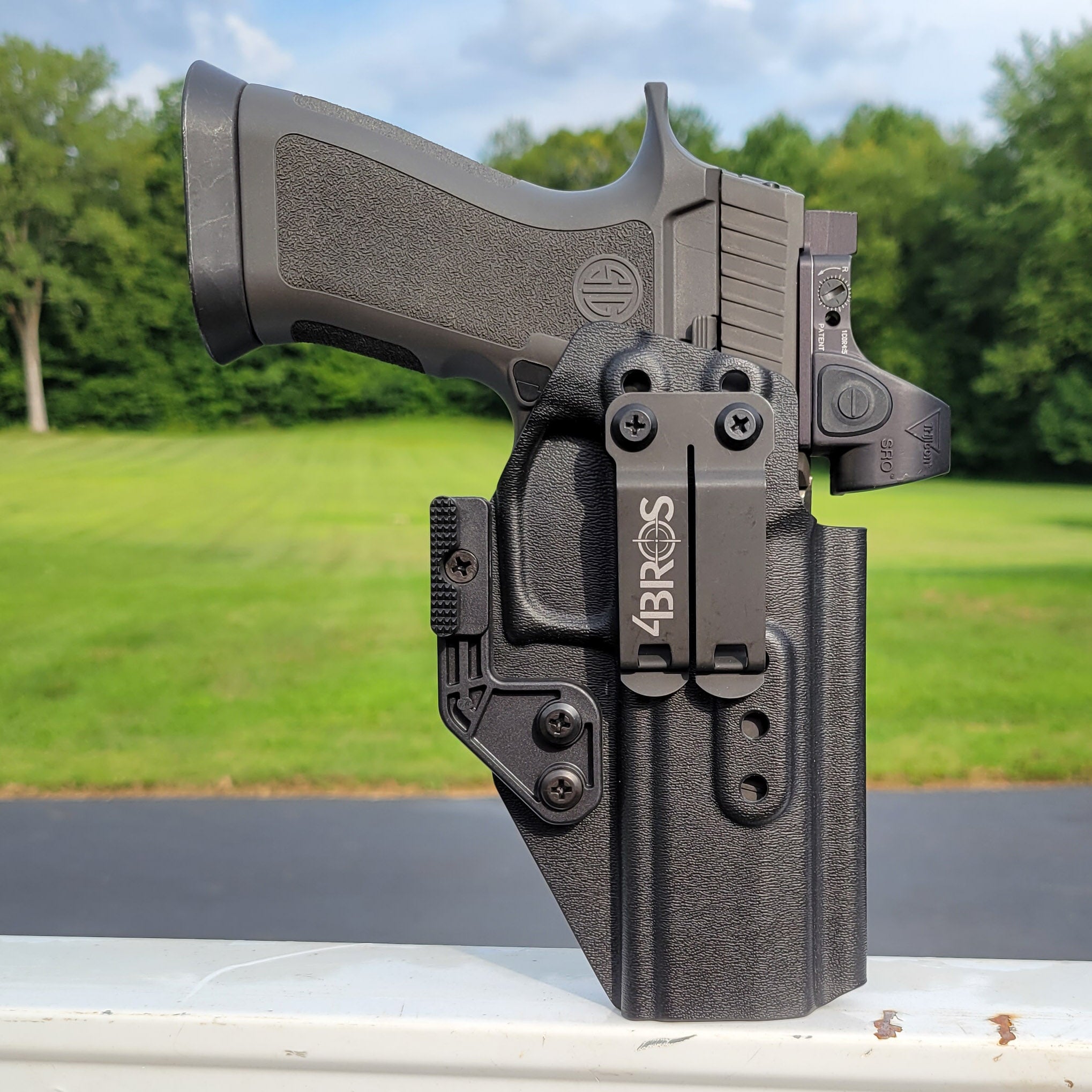 Our Inside Waistband Sig Sauer P320/M17/X5 & Align Tactical Thumb Rest holster is vacuum formed with a precision machined mold designed from a CAD model of the actual firearm.   This holster will fit the P320 Full Size, X-Five, M17, M18, X-Carry and others with the Align Tactical Thumb Rest Takedown Lever installed.  The profile of the holster will accommodate the Trijicon SRO and Sig Romeo 1 Red Dot sight as well as many others.  