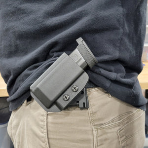 For the Best Kydex OWB Outside Waistband magazine pouch for the Smith & Wesson Equalizer, shop Four Brothers Holsters. Suitable for belt widths of 1 1/2", 1 3/4". 2" & 2 1/2" Adjustable retention and cant outside waist carrier holster Hellcat Pro, Sig P365XL, Glock 43X & 48, Sig Sauer P365X MACRO, and Shield Plus