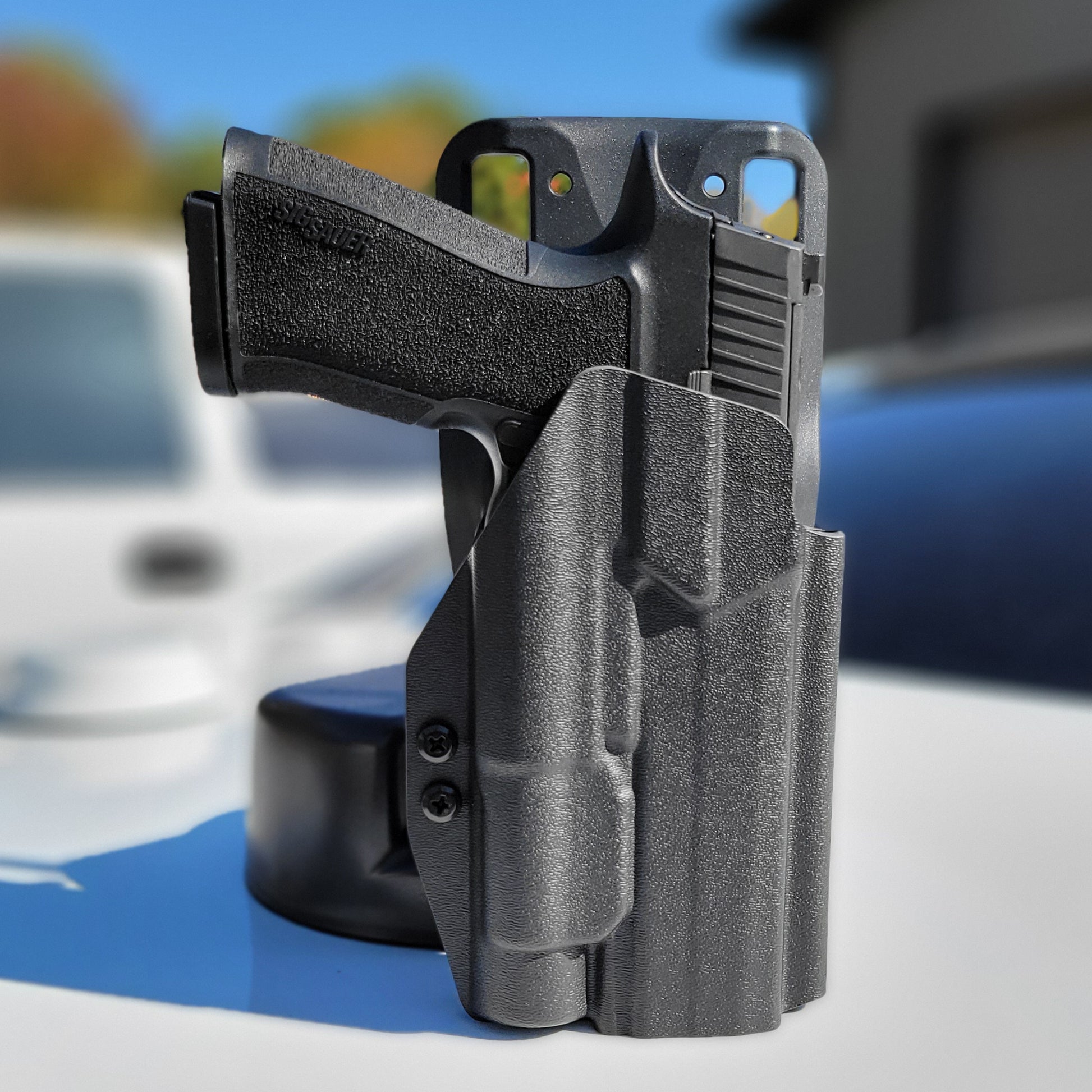 For the best, Outside Waistband OWB Sig Sauer P320-XTEN with the Streamlight TLR-1 or TLR-1 HL Duty & Competition Kydex Holster, shop Four Brothers Holsters. 