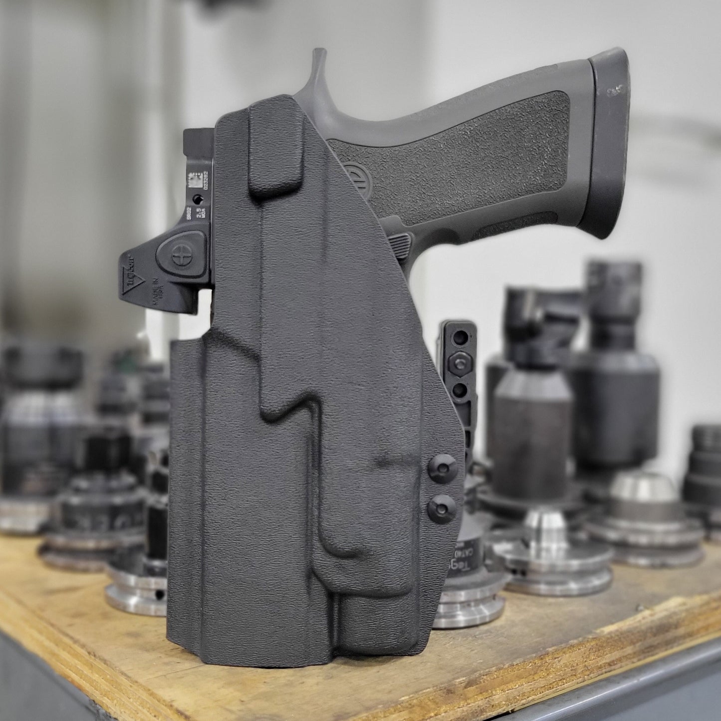 For the best IWB Kydex Inside Waistband Holster for the Sig Sauer P320 Full-Size & Carry pistols & Streamlight TLR-1 or TLR-1 HL shop Four Brothers Holsters.