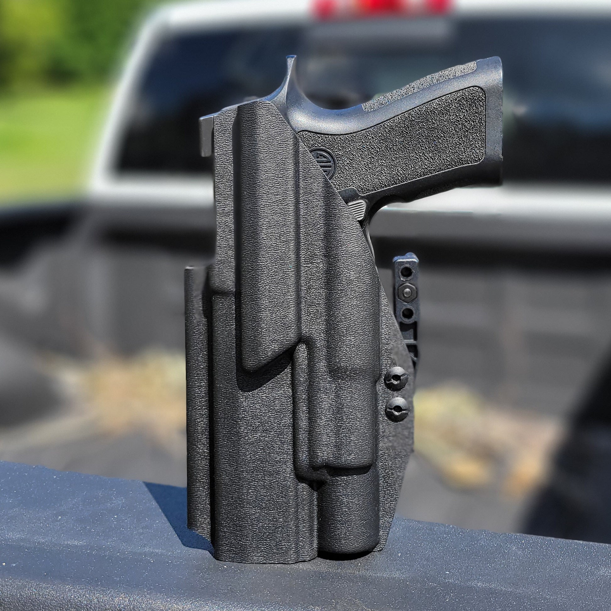 For the best Inside Waistband Holster for the Sig Sauer P320 Full Size & Carry pistols with the Surefire X300U-A or B & Gas Pedal shop Four Brothers Holsters.
