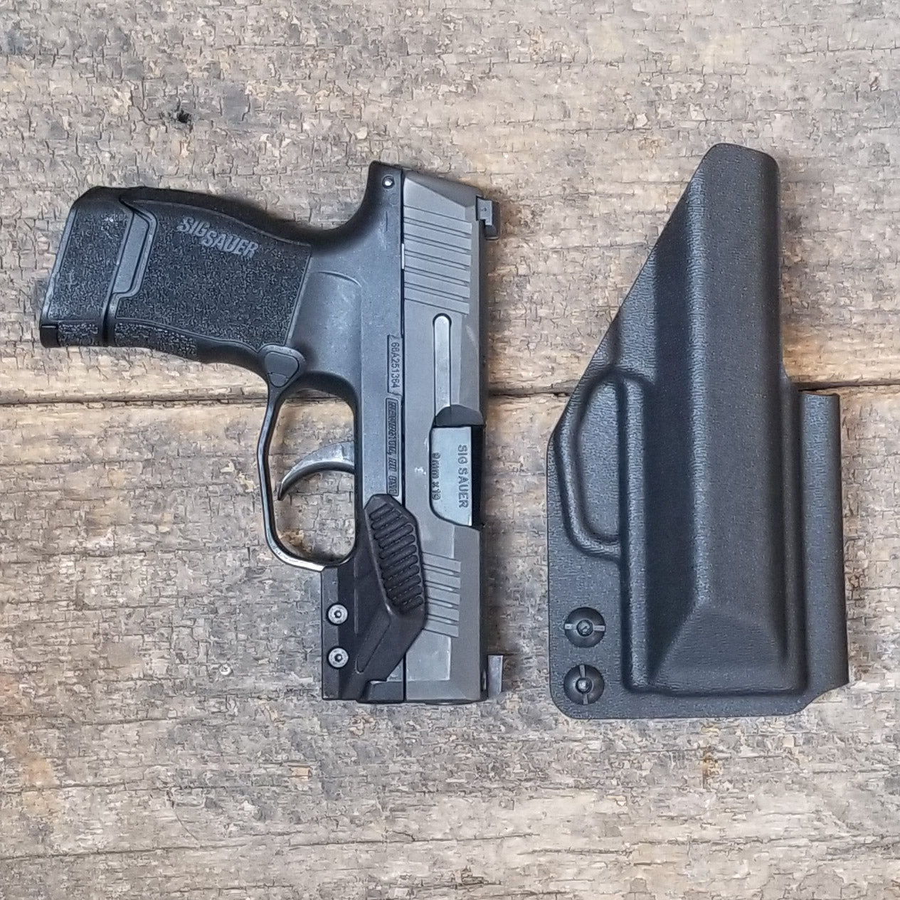 For the best Inside Waistband IWB kydex holster for the Sig Sauer P365 with GoGuns Gas Pedal shop Four Brothers 4BROS Holsters.  Proudly made in the USA.