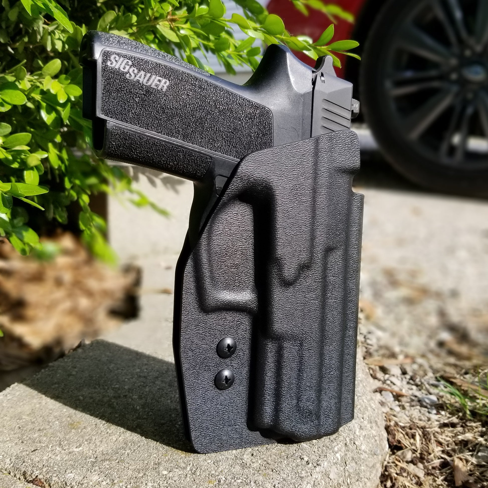 For the best OWB Outside Waistband Kydex holster made specifically for the Sig SP2022 shop Four Brothers 4BROS Holsters.  Our holsters are made in the USA.