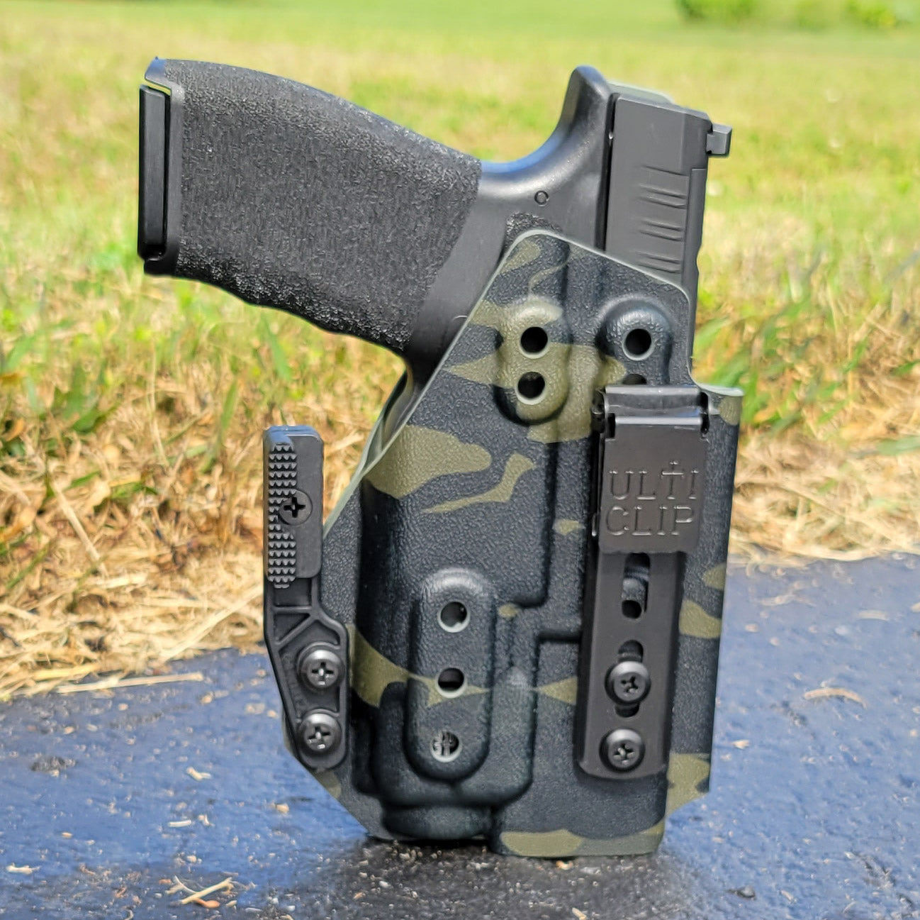 For the best IWB Kydex Inside Waistband Holster for the Springfield Hellcat Pro pistol with the Streamlight TLR-8 & TLR-8A light shop Four Brothers Holsters.